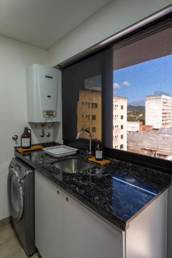 Apartamento Departamento céntrico con estacionamiento gratis San Salvador de Jujuy Exterior foto